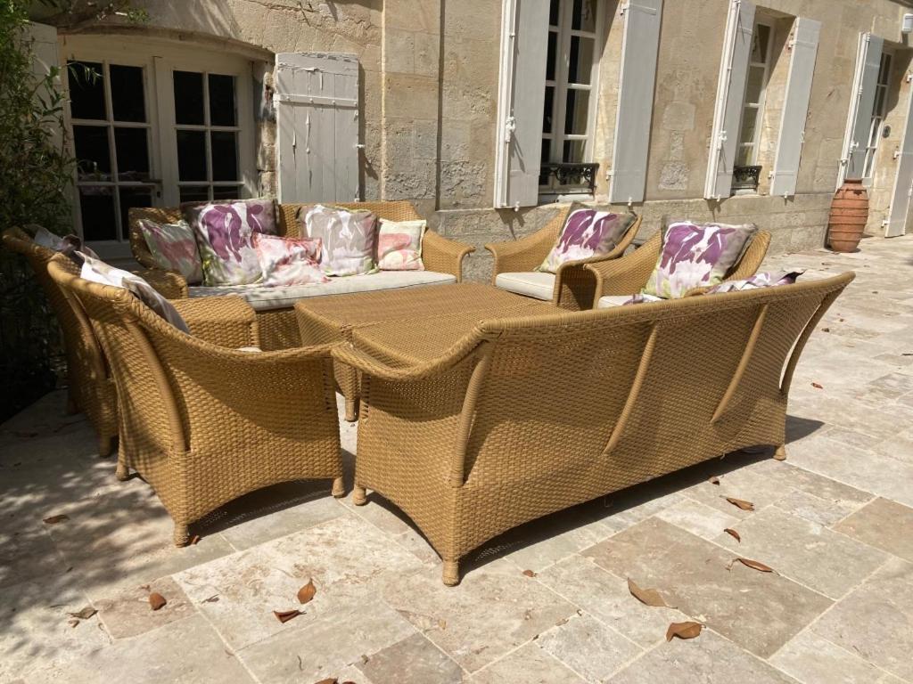 モントゥッサン Fabuleux - Domaine Du Moulin D'Andraut Bordeaux-Chevaux-Golf-St Emilionヴィラ エクステリア 写真